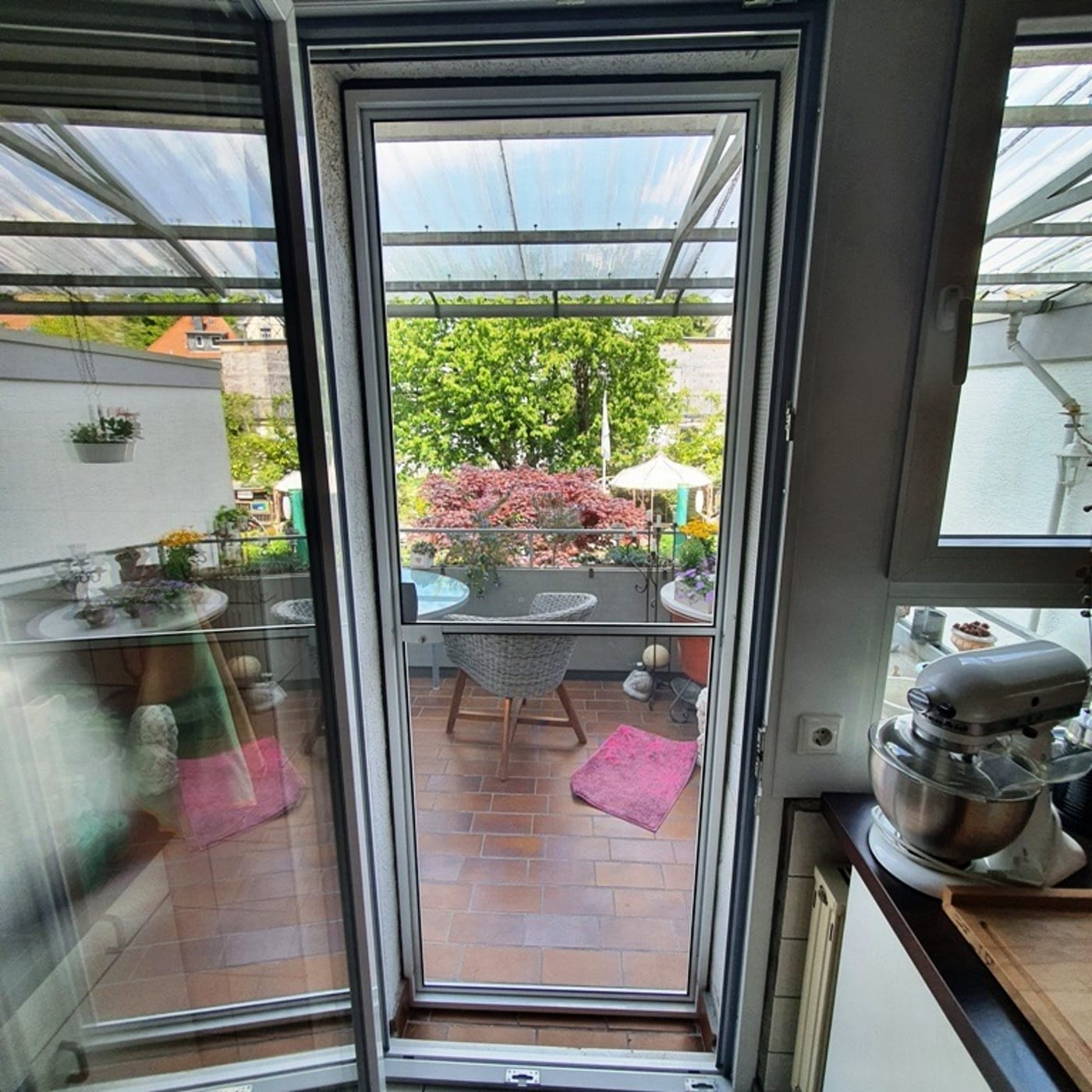 Insektenschutztüren, Insektenschutz rahmen, Insektenschutz für Holz, Kunststoff und Aluminium Fenster und Türen in Hanau und Umgebung